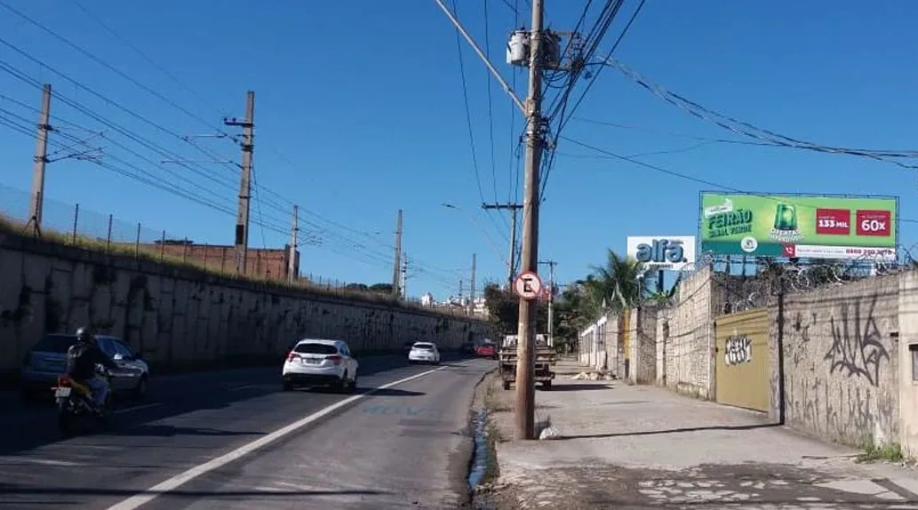Front Light AV. CRISTIANO MAHCADO, 10585 – Belo Horizonte/MG