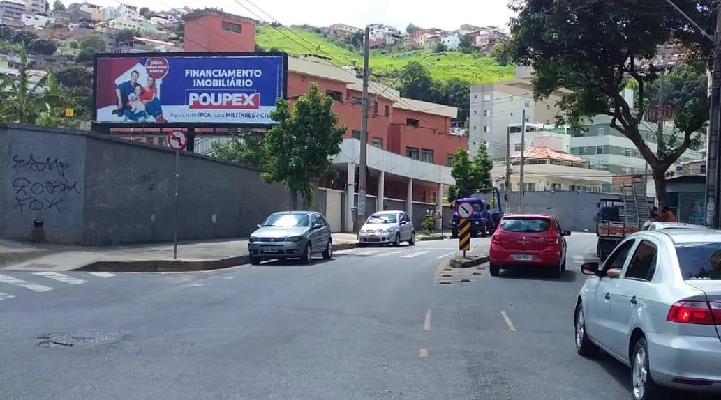 Frontlight – AV. MEM DE SÁ, 1087, Belo Horizonte - MG – Belo Horizonte/MG