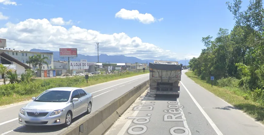 Front Light Rod. Rio Santos, km 218 – Bertioga/SP (5)