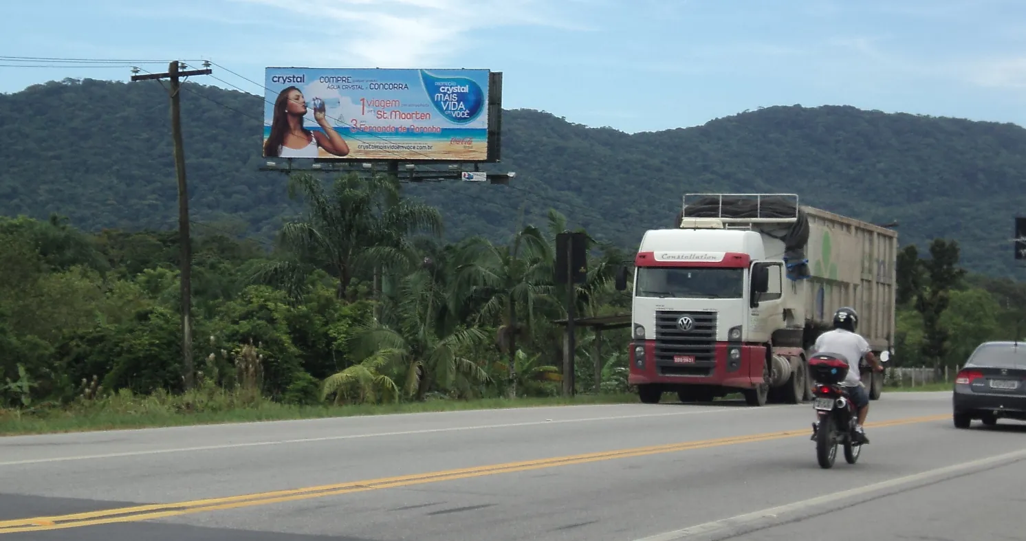 Front Light Rod. Rio Santos, km 228,6 – Bertioga/SP