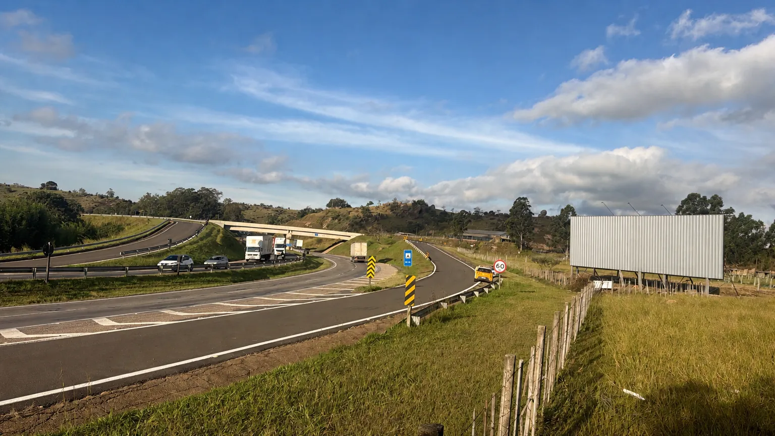 Front Light em Cabreúva/SP – Dom Gabriel Paulino – 20m x 5m