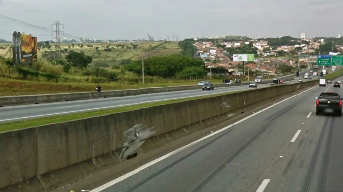 Frontlight – Rod. Anhanguera km 100, Campinas - SP – Campinas/SP — foto 2