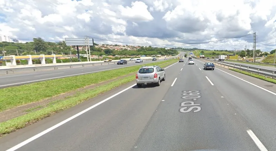 Frontlight – Rod. Dom Pedro I, km 132, Campinas - SP – Campinas/SP