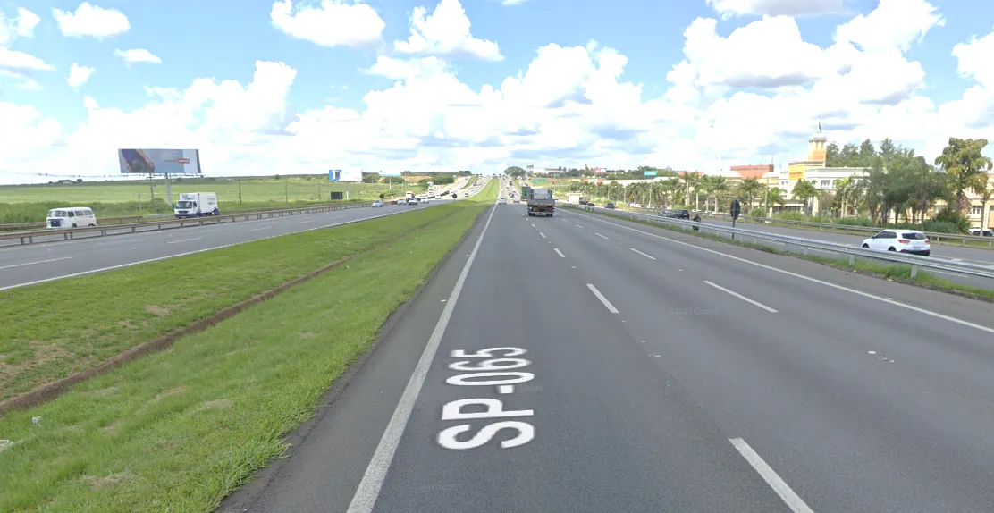 Frontlight – Rod. Dom Pedro I, km 139, Campinas - SP – Campinas/SP — foto 2