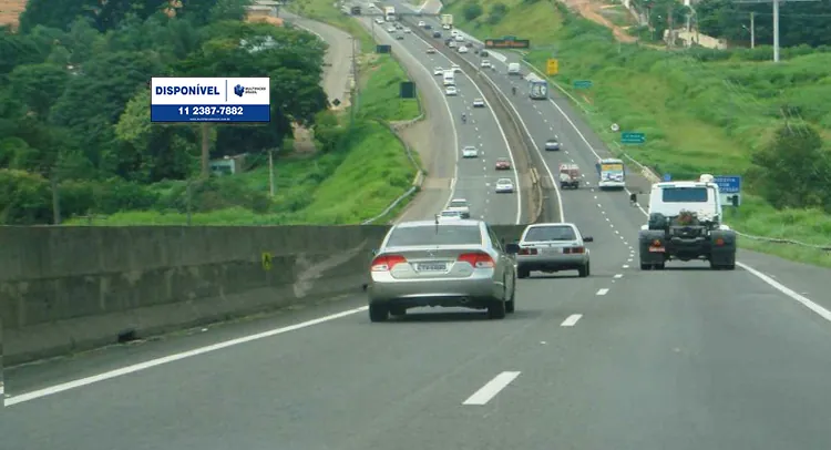 Frontlight – Rod. Santos Dumont km 72,900, Campinas - SP – Campinas/SP — foto 2