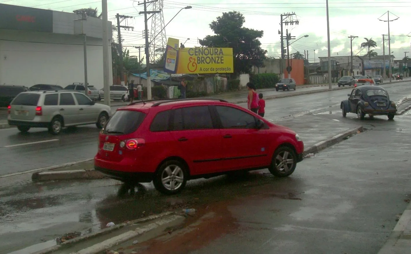 Frontlight – Av. Pres. Campo Sales, 220, Caraguatatuba - SP – Caraguatatuba/SP