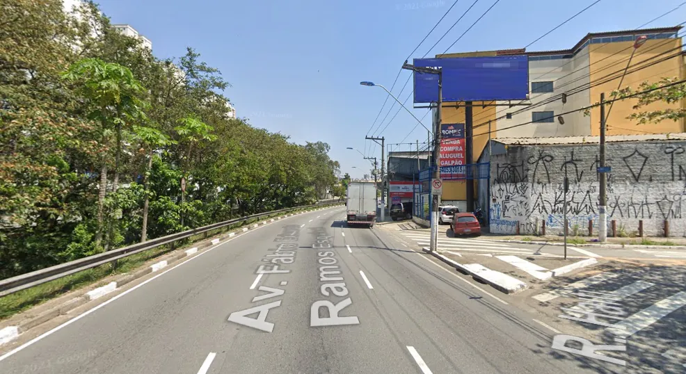 Frontlight – Av. Fábio Eduardo Esquivel, 1149, Diadema - SP – Diadema/SP