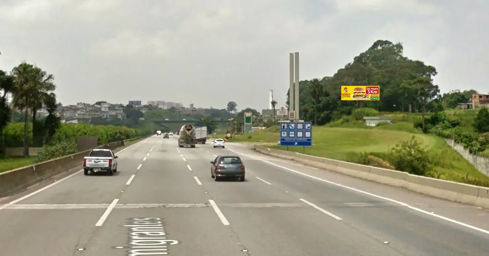 Frontlight – Rod. dos Imigrantes km 15, Diadema - SP – Diadema/SP — foto 2