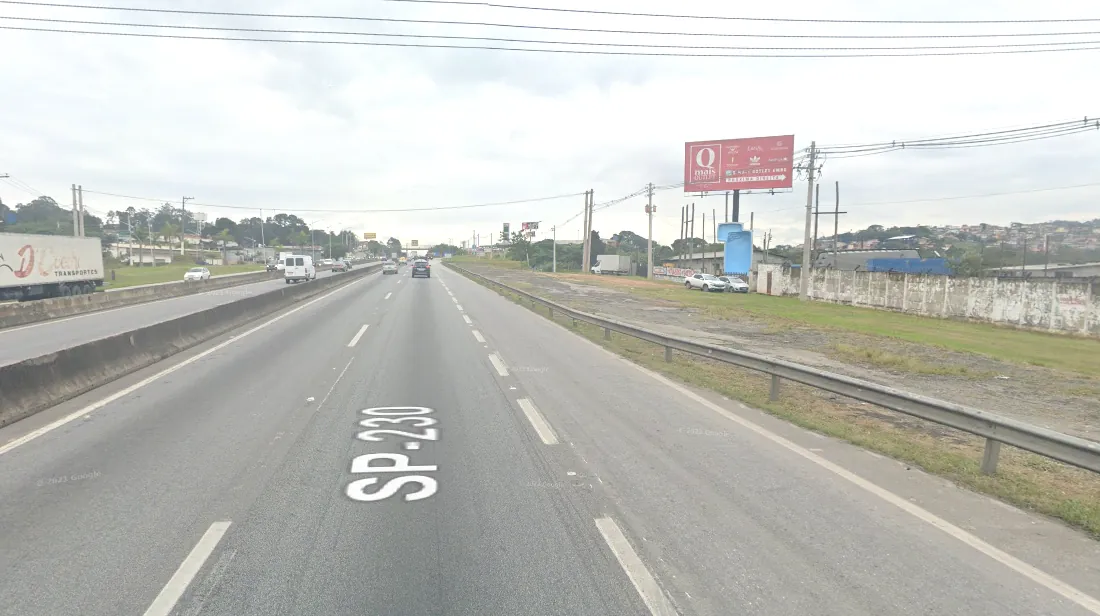 Front Light Rod. Régis Bittencourt km 279, Embu das Artes/SP