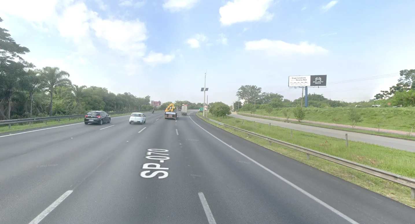 Frontlight – Rod. Ayrton Senna km 13, Guarulhos - SP – Guarulhos/SP — foto 2