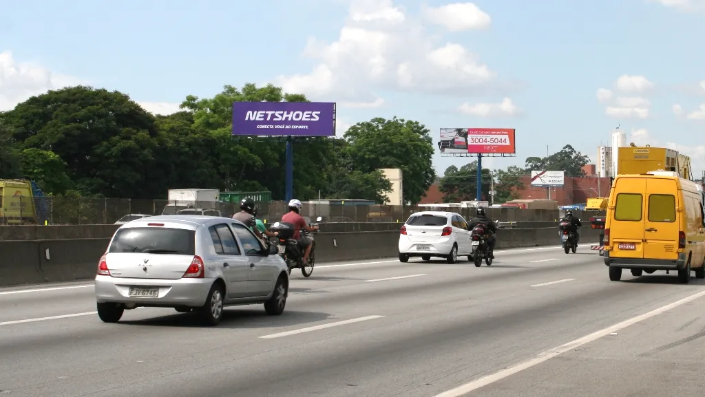 Frontlight – Rod. Presidente Dutra km 221,7, Guarulhos - SP – Guarulhos/SP