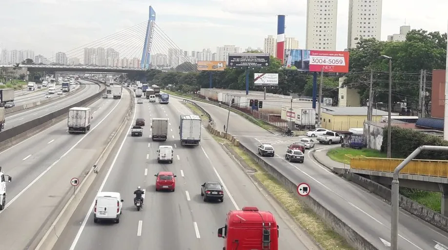 Frontlight – Rod. Presidente Dutra km 221, Guarulhos - SP – Guarulhos/SP