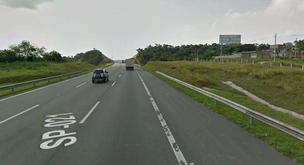 Frontlight – Rodoanel Mario Covas km 39.850, Itapecerica da Serra - SP – Itapecerica da Serra/SP