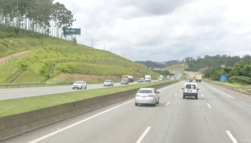 Frontlight – Rodoanel Mario Covas km 41,5, Itapecerica da Serra - SP – Itapecerica da Serra/SP
