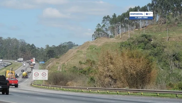 Frontlight – Rodoanel Mario Covas km 42.350, Itapecerica da Serra - SP – Itapecerica da Serra/SP