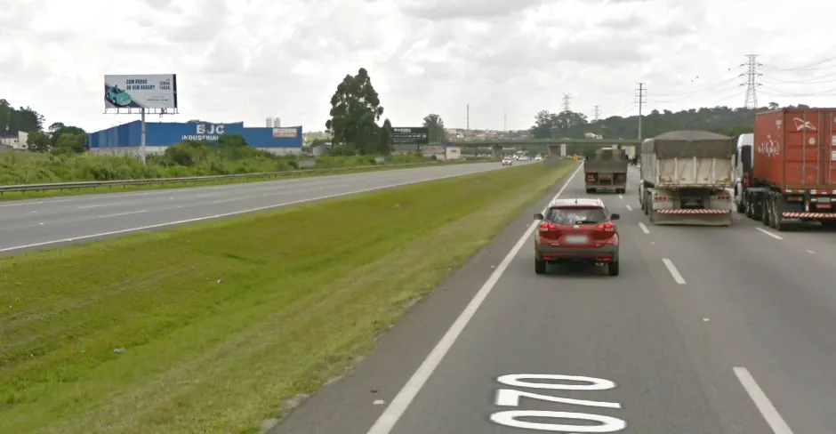 Frontlight – Rod. Ayrton Senna km 38,5, Itaquaquecetuba - SP – Itaquaquecetuba/SP