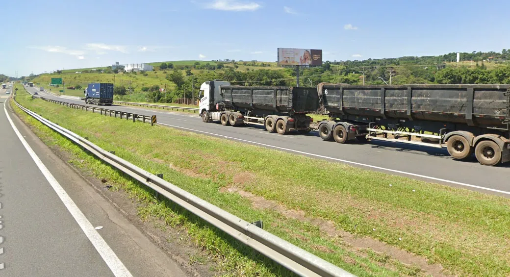 Frontlight – Rod. Dom Pedro - km 102, Itatiba - SP – Itatiba/SP