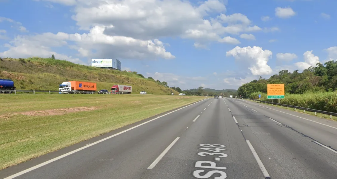 Frontlight – Rod. dos Bandeirantes km 48,900, Jundiaí - SP – Jundiaí/SP — foto 2