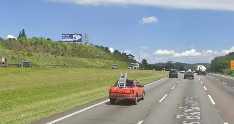 Frontlight – Rod. dos Bandeirantes km 48,900, Jundiaí - SP – Jundiaí/SP — foto 3