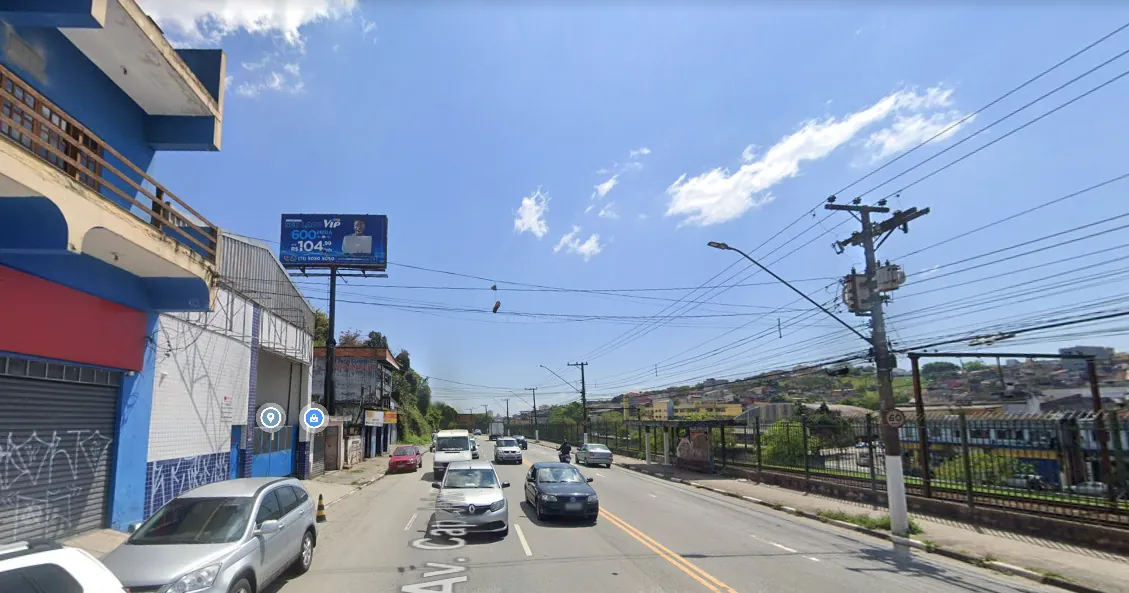 Front Light Av. Capitão João 2954 – Mauá/SP – 7m x 3,5m