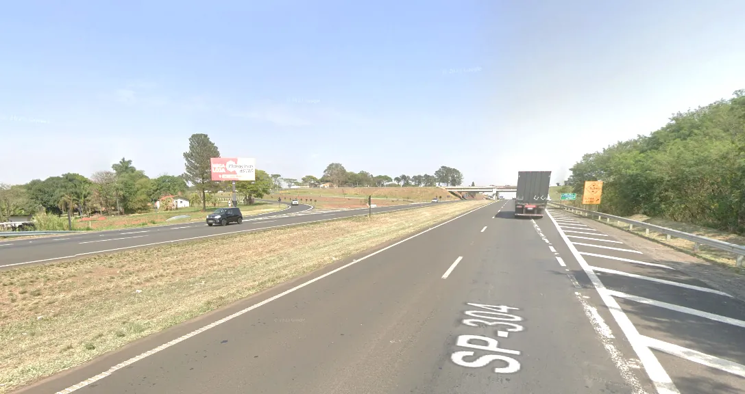 Front Light Rod. Luiz de Queiroz, km 159 – Piracicaba/SP (3)