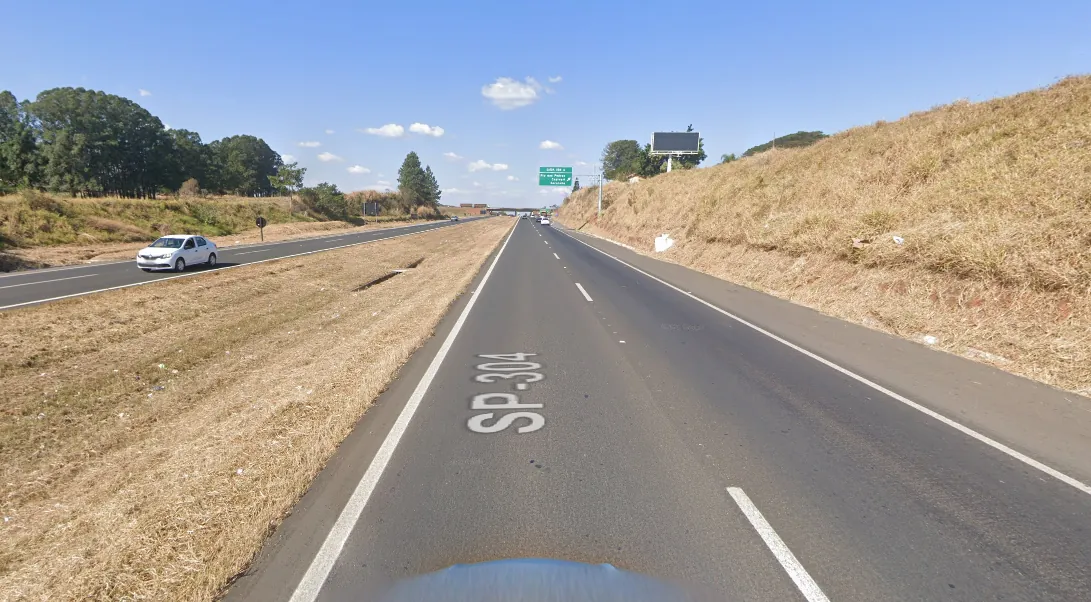 Front Light Rod. Luiz de Queiroz, km 159 – Piracicaba/SP