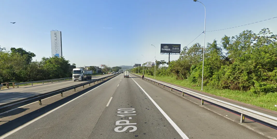 Front Light Rod. dos Imigrantes km 64,5 – Santos/SP