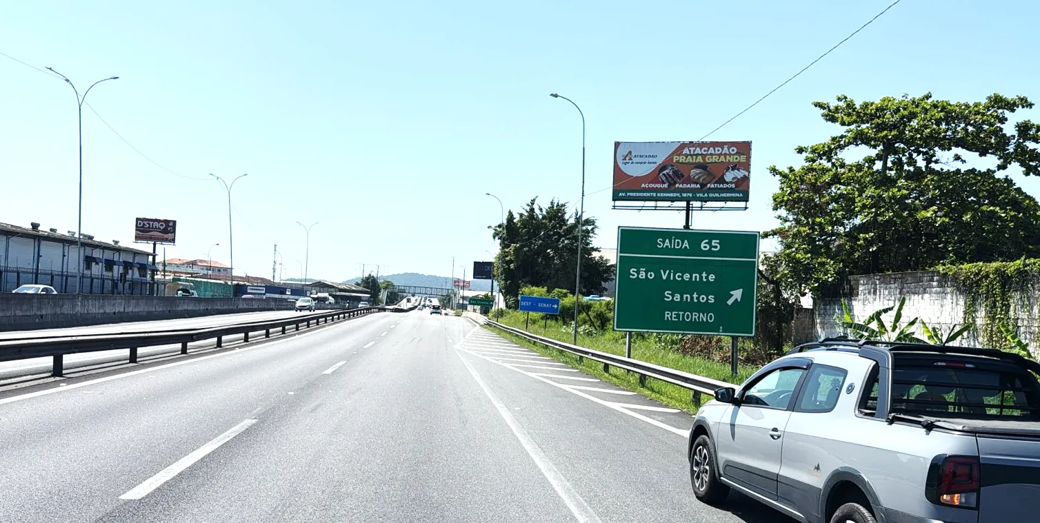Frontlight – Rod. dos Imigrantes km 65, Santos - SP – Santos/SP — foto 2