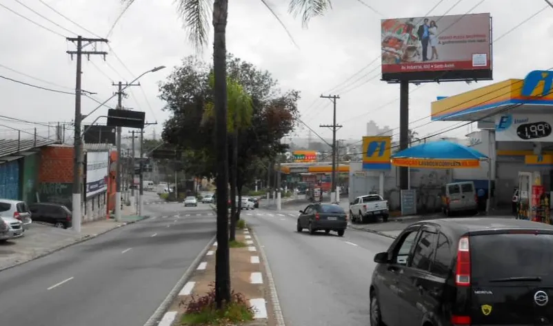 Frontlight – Av. Dom Pedro II, 3.506, São Caetano do Sul - SP – São Caetano do Sul/SP