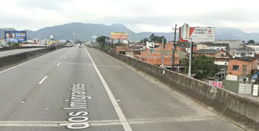 Frontlight – Rod. dos Imigrantes km 67, São Vicente - SP – São Vicente/SP