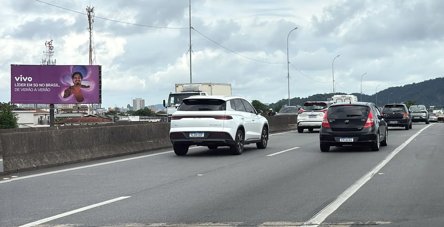 Frontlight – Rod. dos Imigrantes km 67, São Vicente - SP – São Vicente/SP — foto 2