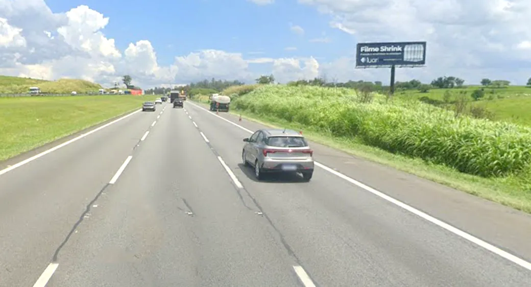 Front Light Rod. dos Bandeirantes km 81 – Vinhedo/SP