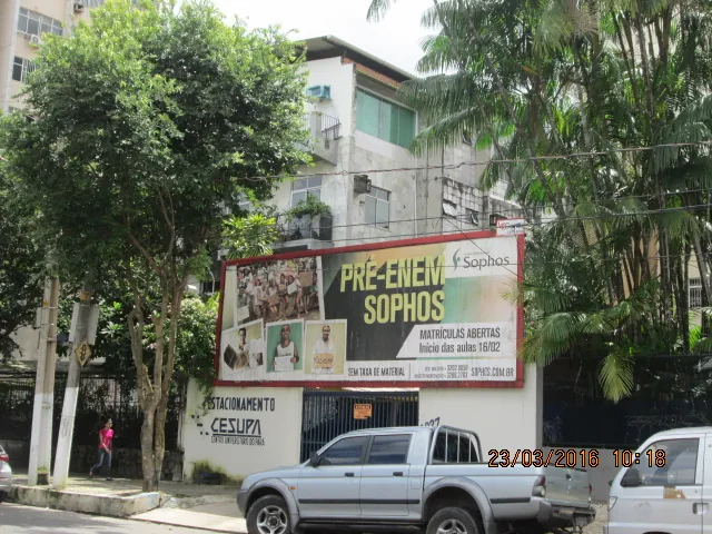 RUA PRESIDENTE PERNAMBUCO EM FRENTE A SORVETERIA – Belém/PA