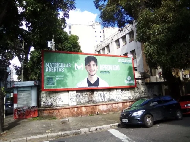 Outdoor – RUA PRESIDENTE PERNAMBUCO EM FRENTE A SORVETERIA, Belém - PA – Belém/PA — foto 2