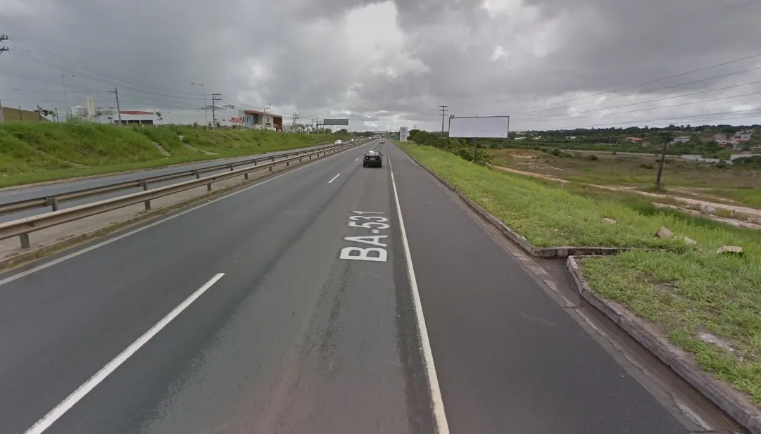Outdoor em Camaçari/BA – sentido Camaçari