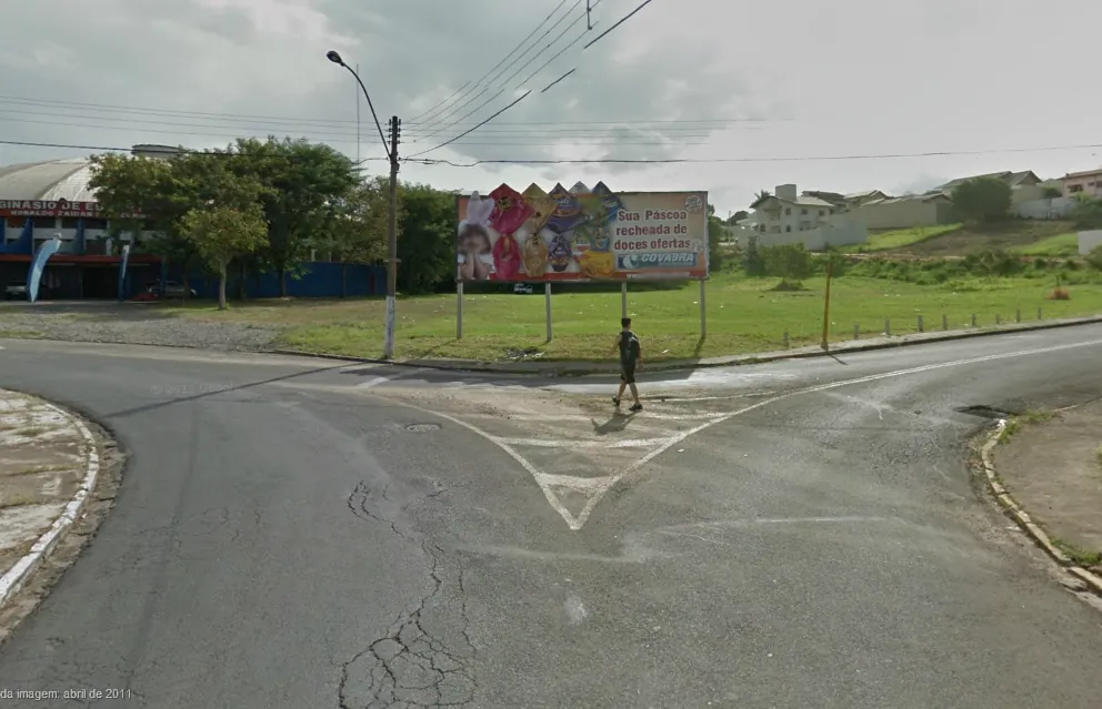 Outdoor – Av. José Annicchino x Rua Pedro Stucchi, Capivari - SP – Capivari/SP