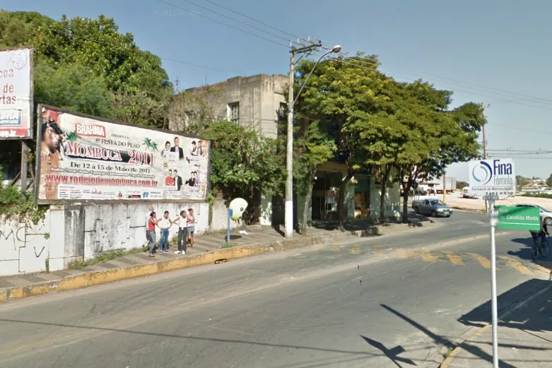 Outdoor Rua XV de Novembro x Av. Cândido Mota – Capivari/SP