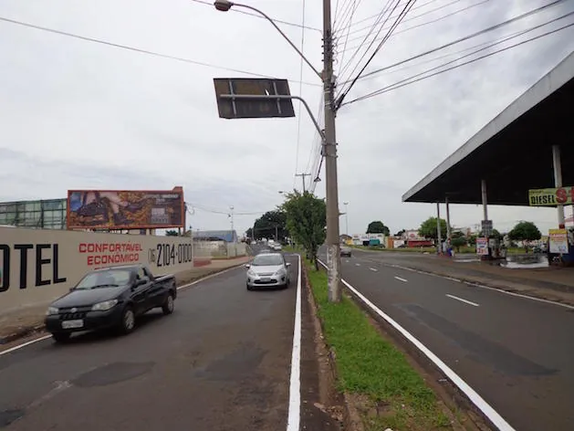 Outdoor – AV INTEGRAÇAO COM PRAÇA 1º DE MAIO - SENTIDO CENTRO - 3ª, Franca - SP – Franca/SP — foto 3