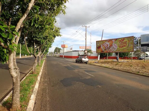 Outdoor – AV INTEGRAÇAO COM PRAÇA 1º DE MAIO - SENTIDO CENTRO - 3ª, Franca - SP – Franca/SP — foto 4