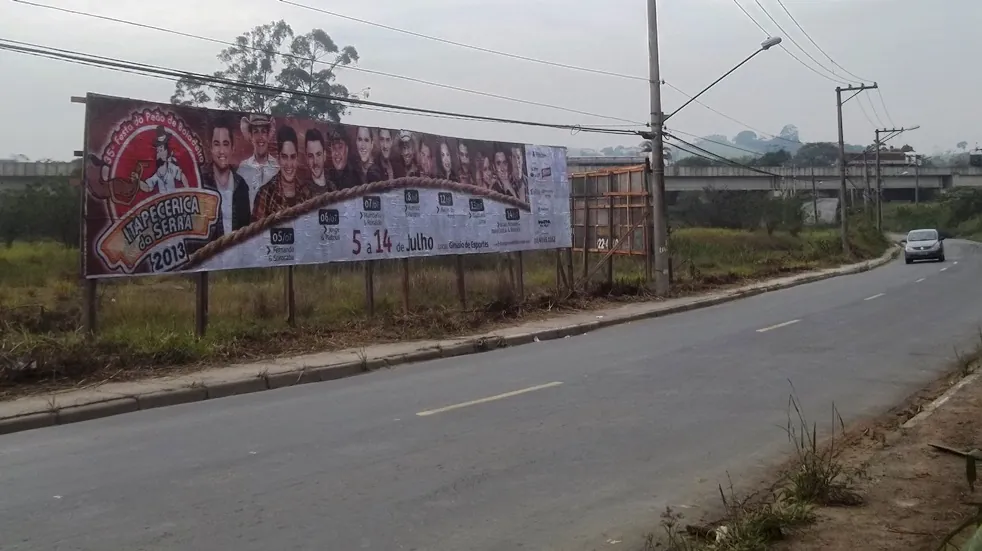Outdoor – Itapecerica da Serra/SP