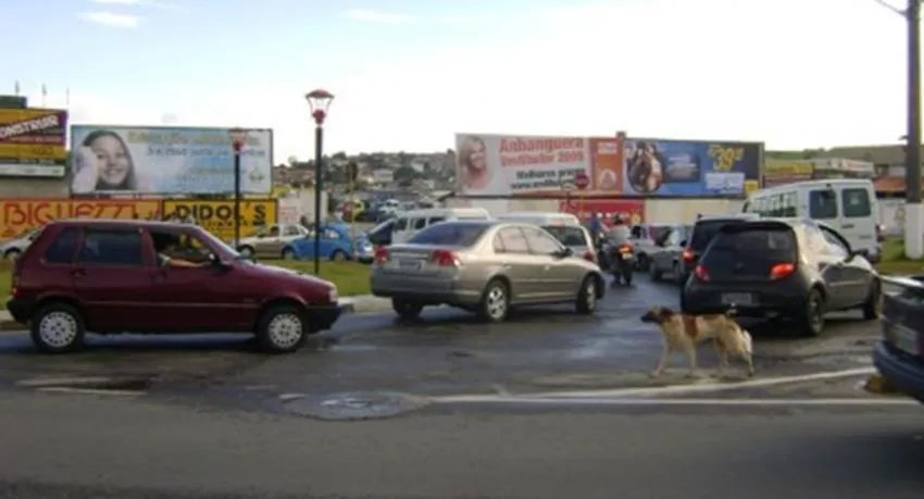 Outdoor AV. SANTA HELENA - ESQUINA COM AV – Jacareí/SP
