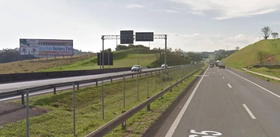 Painel Rodoviário Rod. Dom Pedro I, km 81 – Atibaia/SP