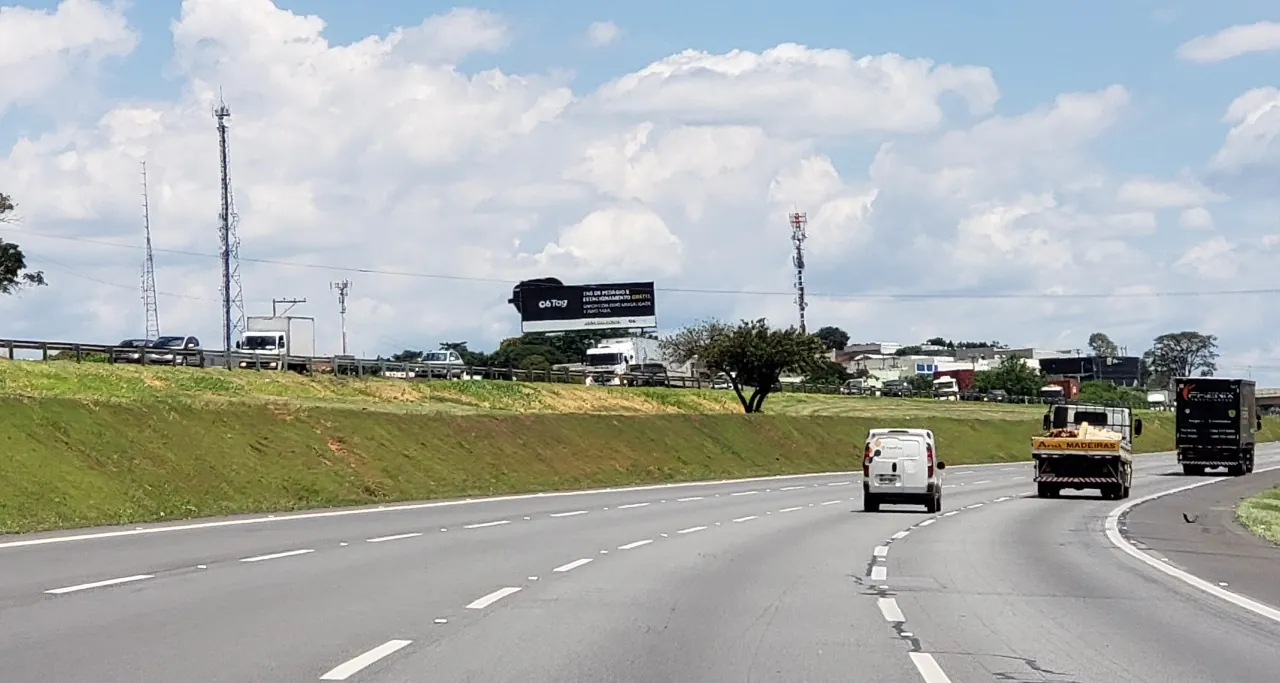 Painel Rodoviário – Rod. dos Bandeirantes km 88,5, Campinas - SP – Campinas/SP — foto 2