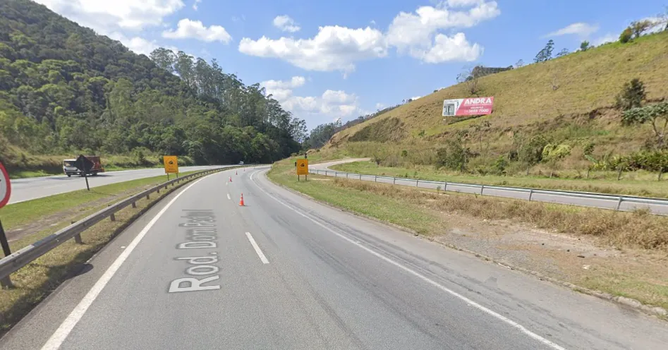 Painel Rodoviário Rod. Dom Pedro I km 35,500 – Igaratá/SP
