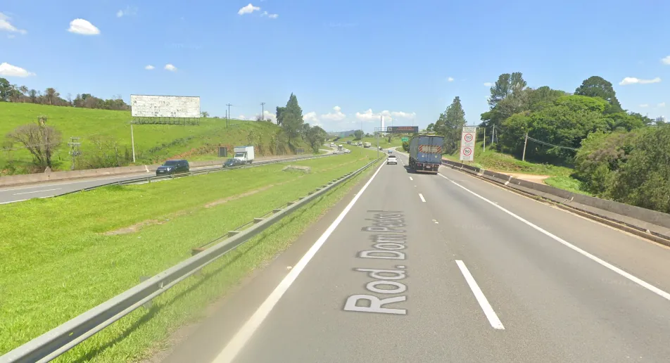 Painel Rodoviário Rod. Dom Pedro I, km 107 – Itatiba/SP (3)