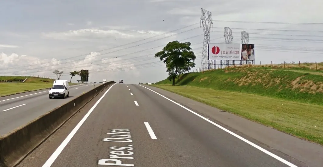 Painel Rodoviário Rod. Pres. Dutra km 50 – Lorena/SP (3)