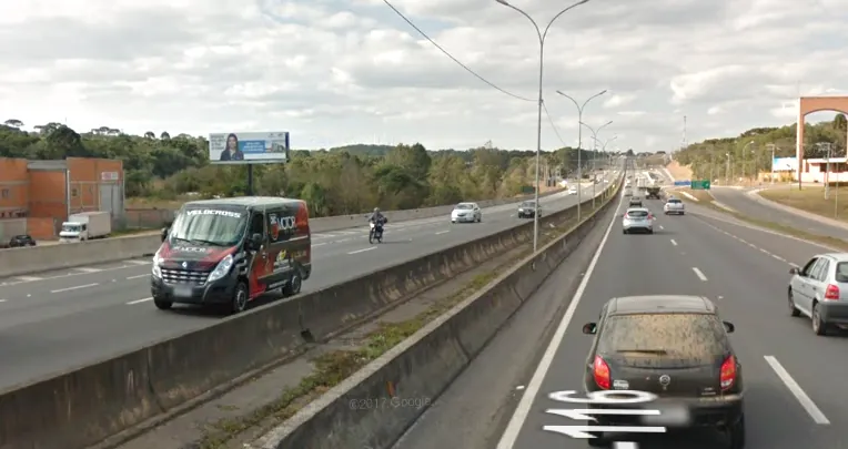 BR 116 – Regis Bittencourt km 13,6 – Pinhais/PR