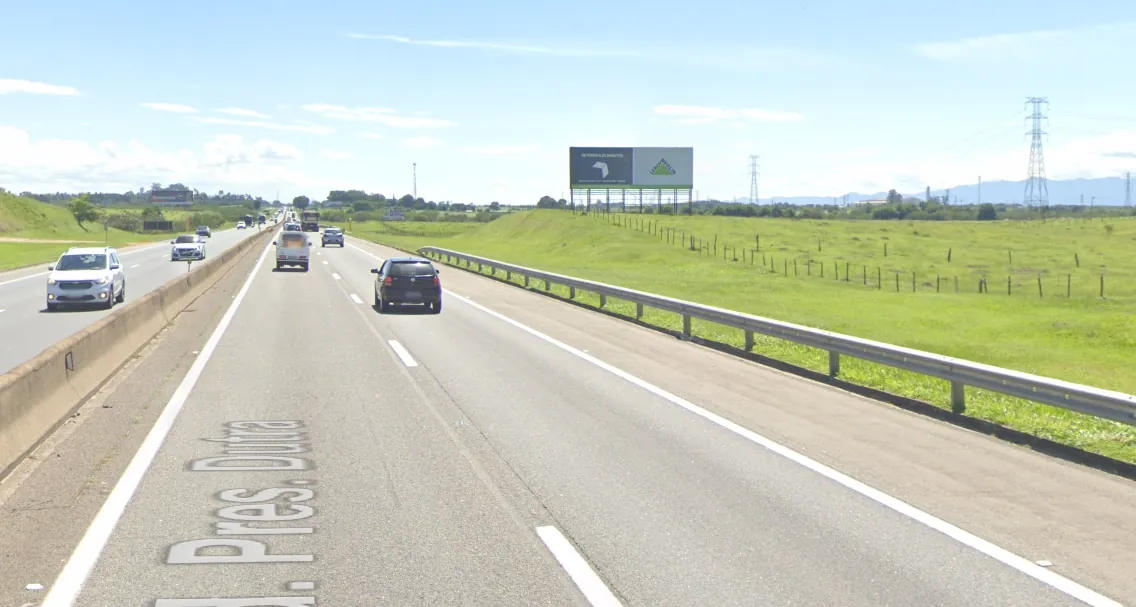 Painel Rodoviário Rod. Pres. Dutra km 82 – Roseira/SP (4)