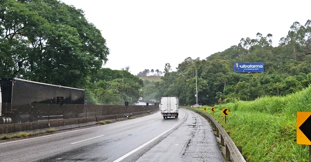Painel Rodoviário – Rod. Pres. Dutra km 191, Santa Isabel - SP – Santa Isabel/SP — foto 3
